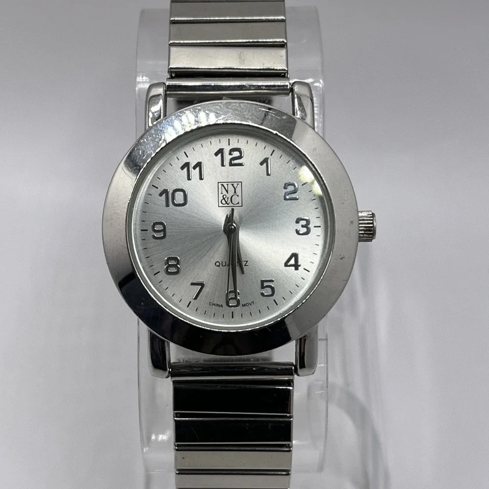 NY&C‎ Women's Quartz Watch Silver Tone Stretch Band 32mm Case- New Battery
